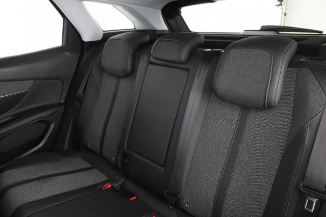 Peugeot 3008 image 7