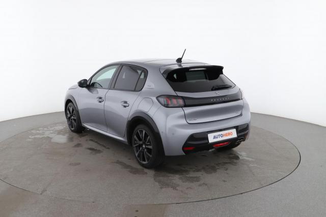 Peugeot 208 image 1