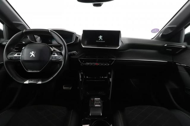 Peugeot 208 image 8
