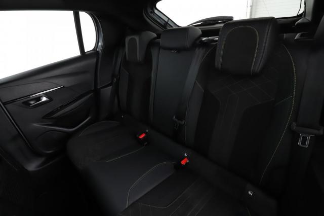 Peugeot 208 image 5