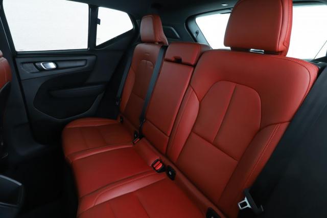 Volvo Xc40 image 5