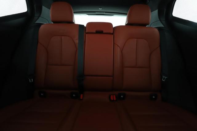 Volvo Xc40 image 4