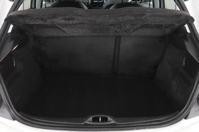Peugeot 208 image 5