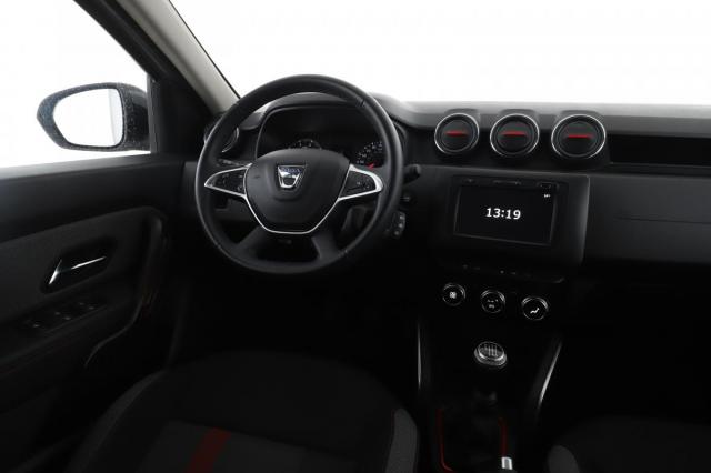 Dacia Duster image 9