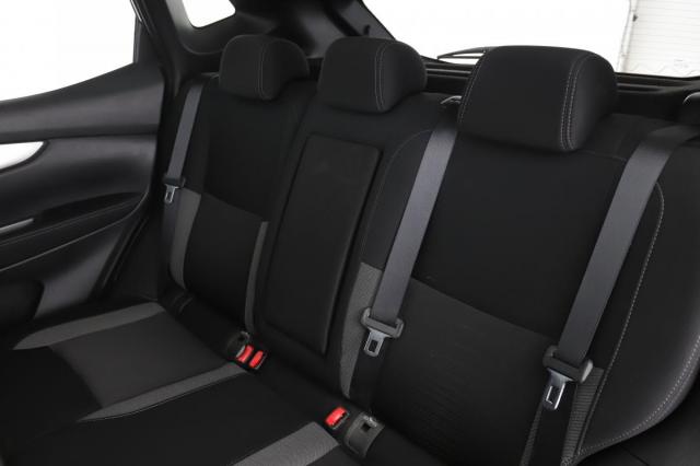 Nissan Qashqai image 1