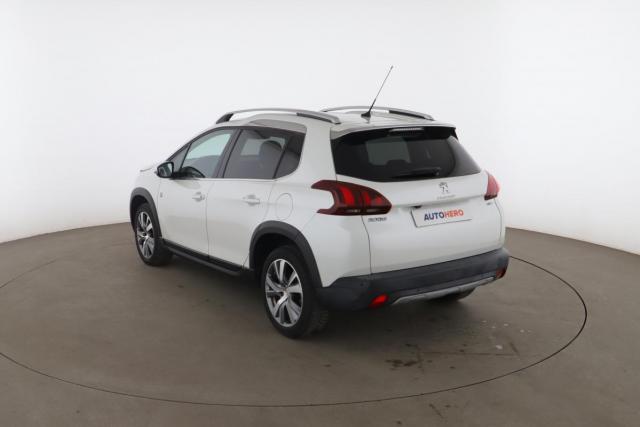 Peugeot 2008 image 3