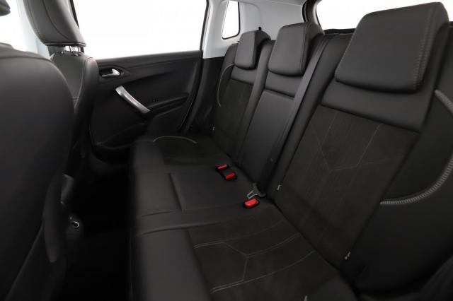Peugeot 2008 image 6