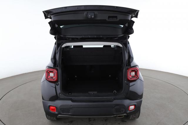Jeep Renegade image 2