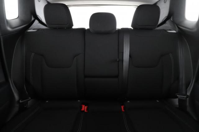 Jeep Renegade image 3