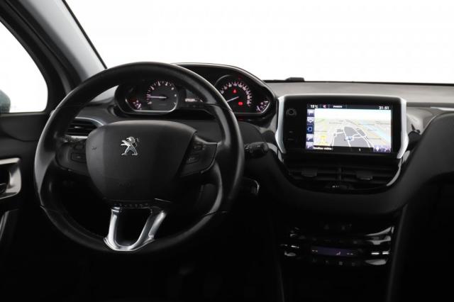 Peugeot 2008 image 1