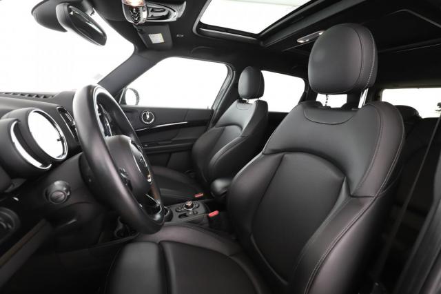 Mini Countryman image 2