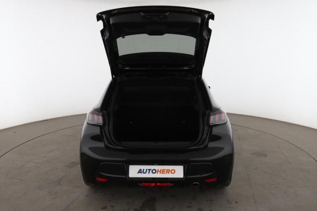 Peugeot 208 image 7