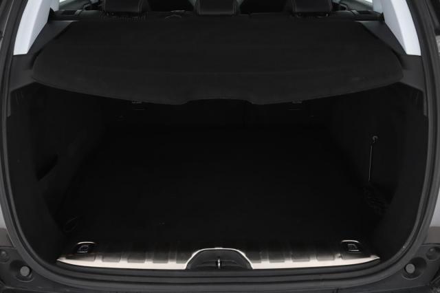 Peugeot 2008 image 6
