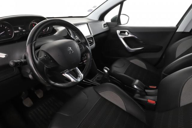 Peugeot 2008 image 7