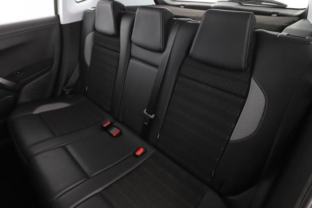 Peugeot 2008 image 9