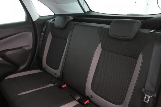 Opel Crossland X image 1