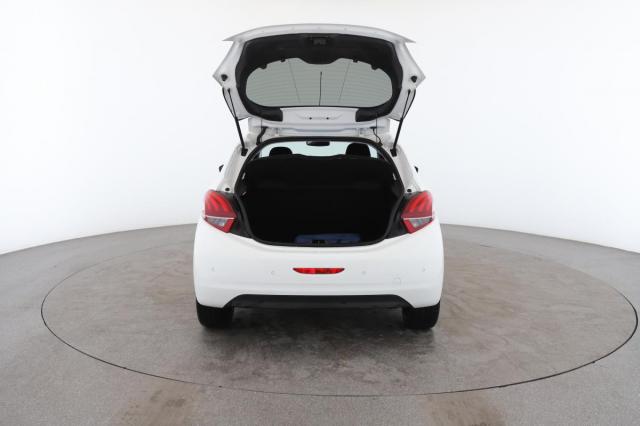 Peugeot 208 image 3