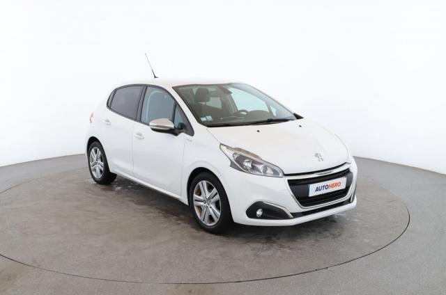 Peugeot 208 image 4