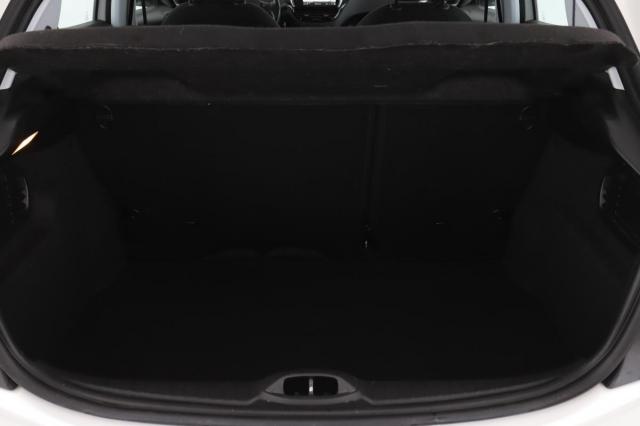 Peugeot 208 image 3