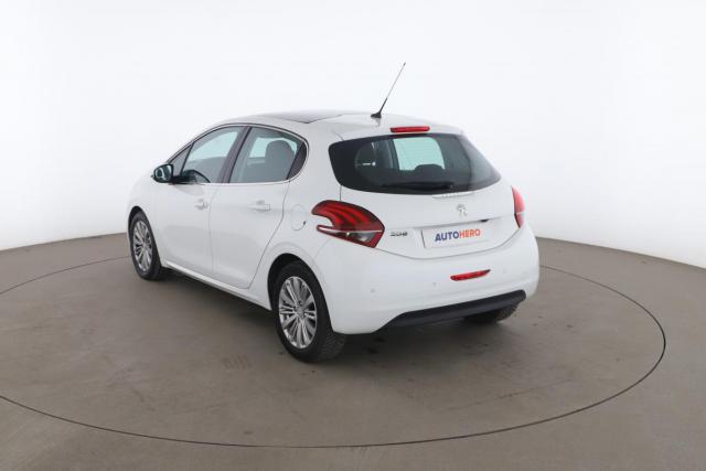 Peugeot 208 image 4
