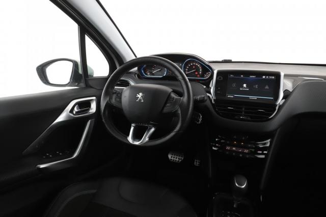 Peugeot 2008 image 9