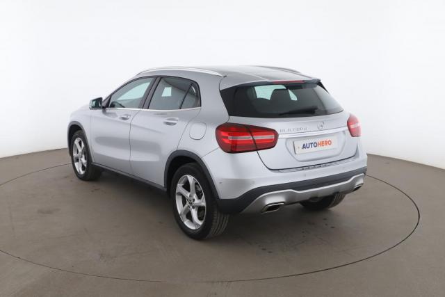 Mercedes Benz Gla image 3