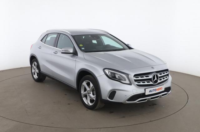 Mercedes Benz Gla image 8