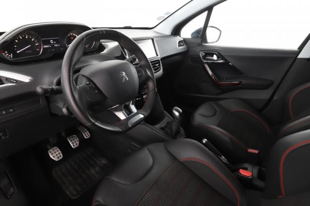 Peugeot 208 image 3
