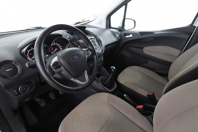 Ford Tourneo image 9