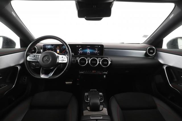 Mercedes Benz Cla Shooting Brake image 1