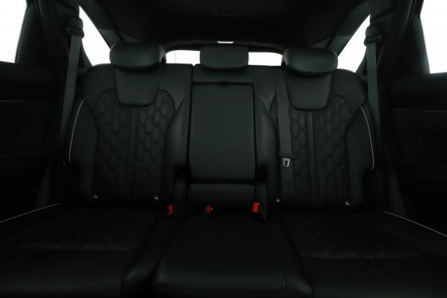 Kia Sorento image 1