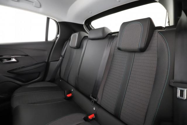 Peugeot 208 image 4
