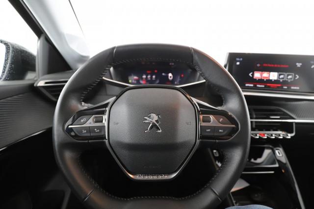 Peugeot 208 image 8