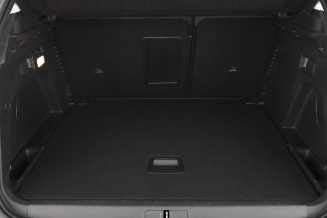 Peugeot 3008 image 3