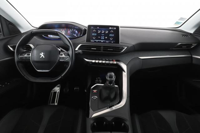 Peugeot 3008 image 1