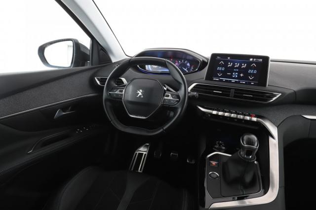 Peugeot 3008 image 9