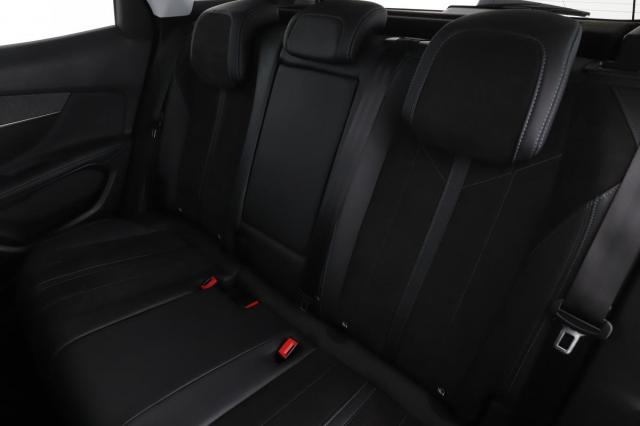 Peugeot 3008 image 6