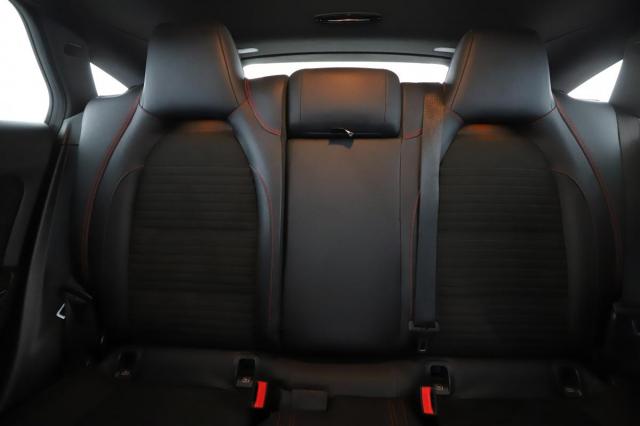 Mercedes Benz Cla Shooting Brake image 4