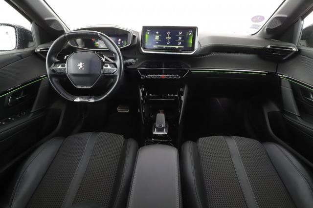 Peugeot 208 image 2
