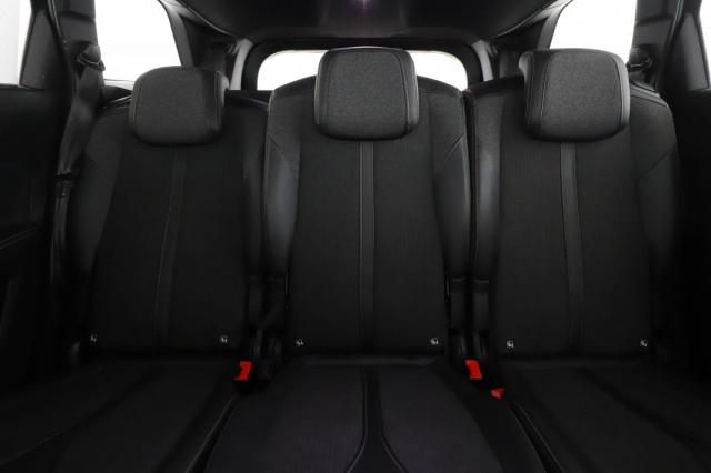 Peugeot 5008 image 9