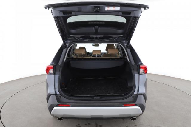 Toyota Rav4 image 9