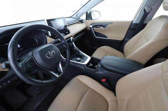 Toyota Rav4 image 5