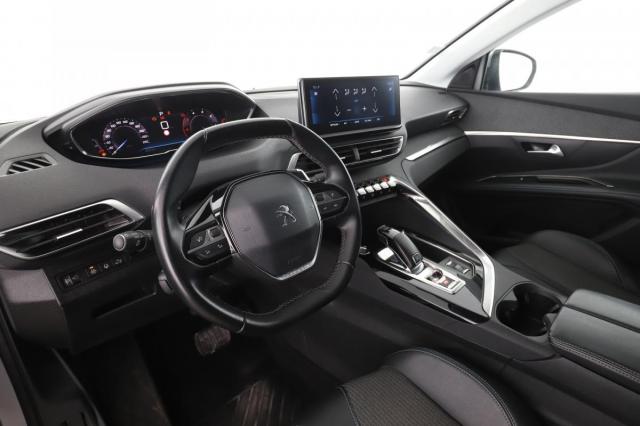 Peugeot 5008 image 2