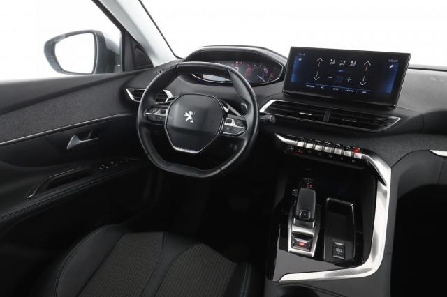 Peugeot 5008 image 9