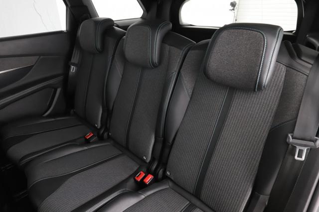 Peugeot 5008 image 3