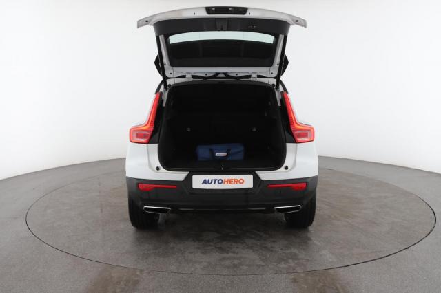 Volvo Xc40 image 6