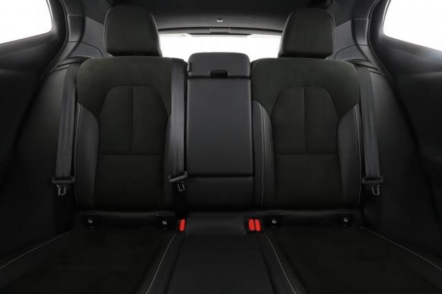 Volvo Xc40 image 1
