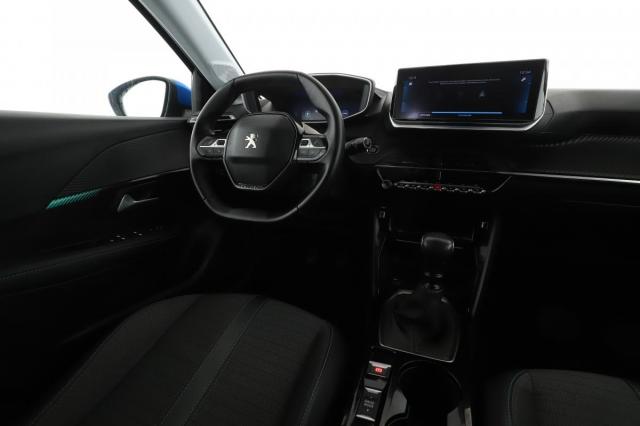 Peugeot 208 image 7