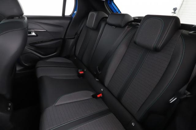Peugeot 208 image 4