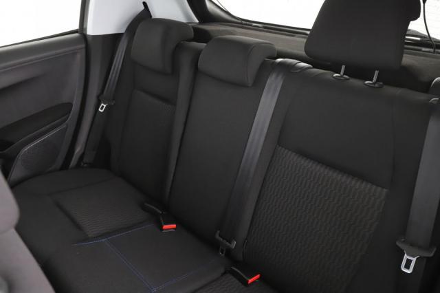 Peugeot 208 image 3